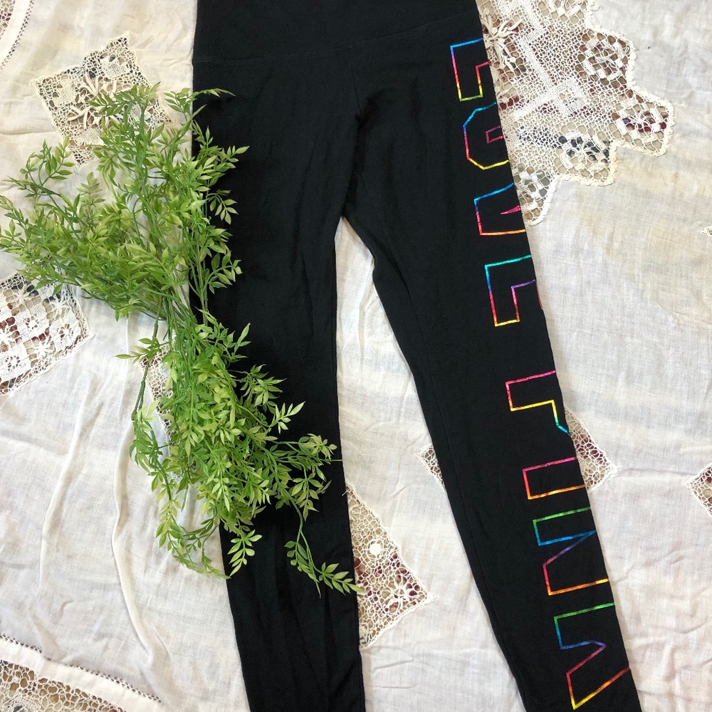 PINK Victoria's Secret Leggings S LOVE PINK Rainbow Metallic Multicolor Words